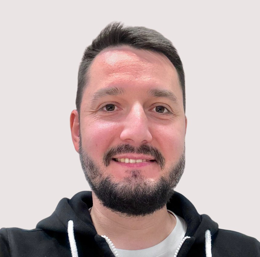 Анатолий Карлюк